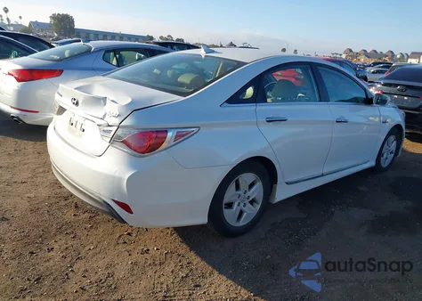 2011 Hyundai Sonata Hybrid из США, поврежденный, VIN KMHEC4A4XBA001977